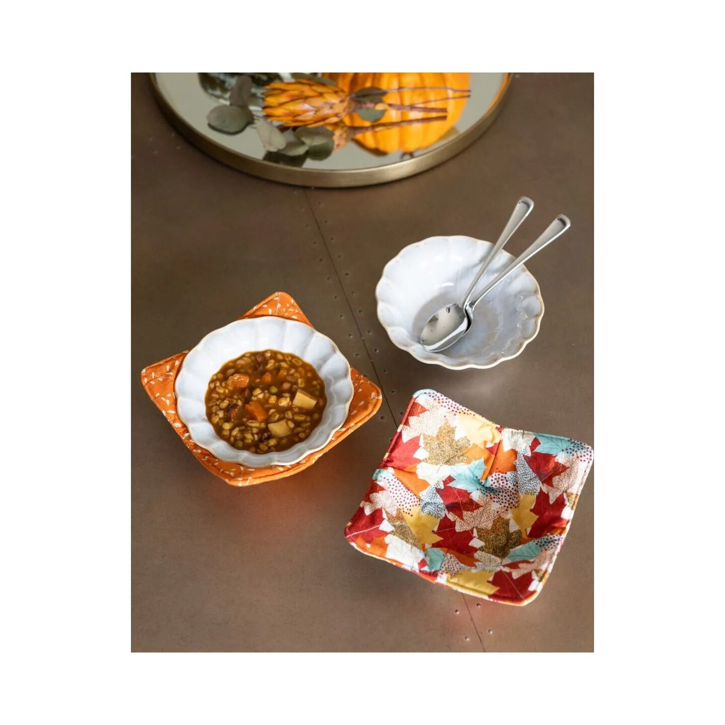 AccuQuilt GO! Small Bowl Cozy Die (AccuQuilt GO! Small Bowl Cozy Die)