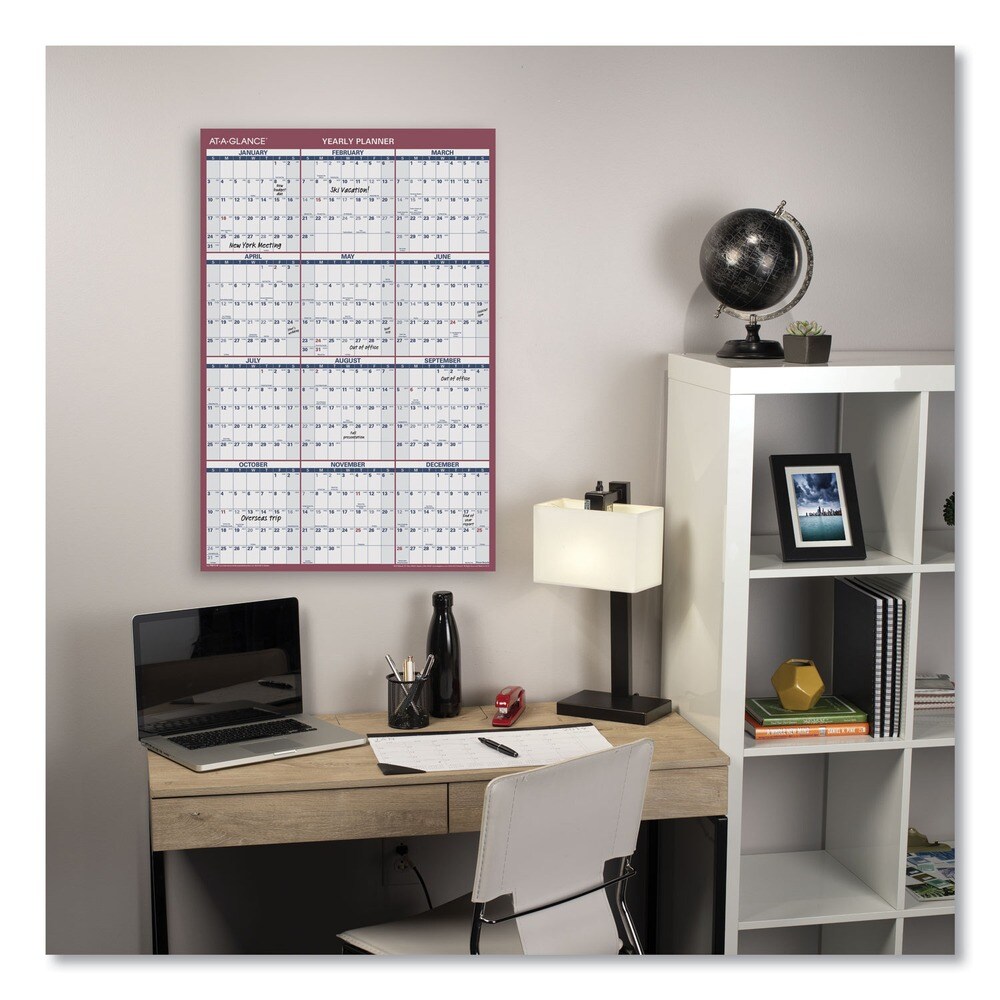 AT-A-GLANCE 12 Month: Jan 2026 to Dec 2026 24 in. x 36 in. Vertical/Horizontal Wall Calendar - White/Blue/Red Sheets