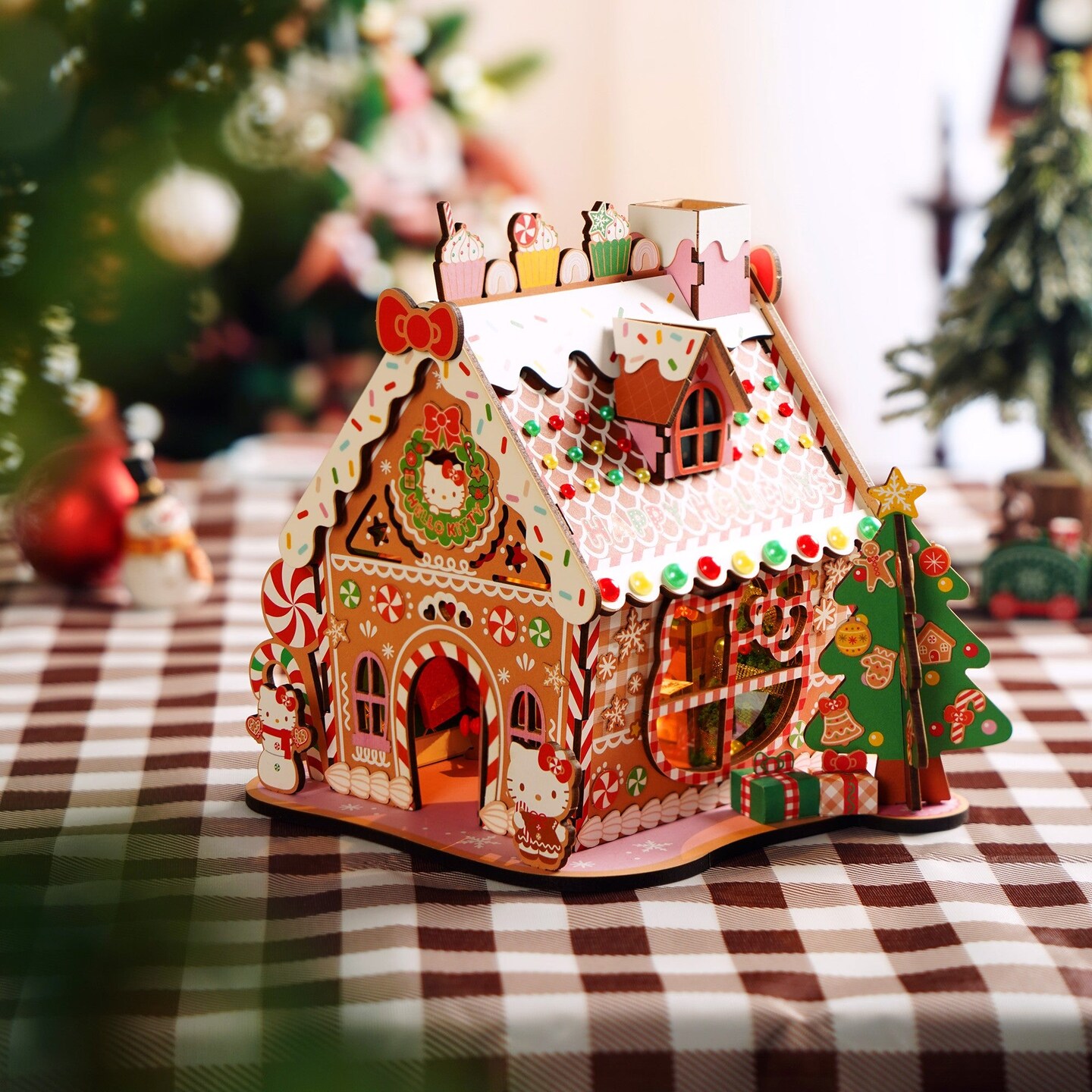 3D Wooden Puzzle | Hello Kitty&#xAE; Gingerbread House