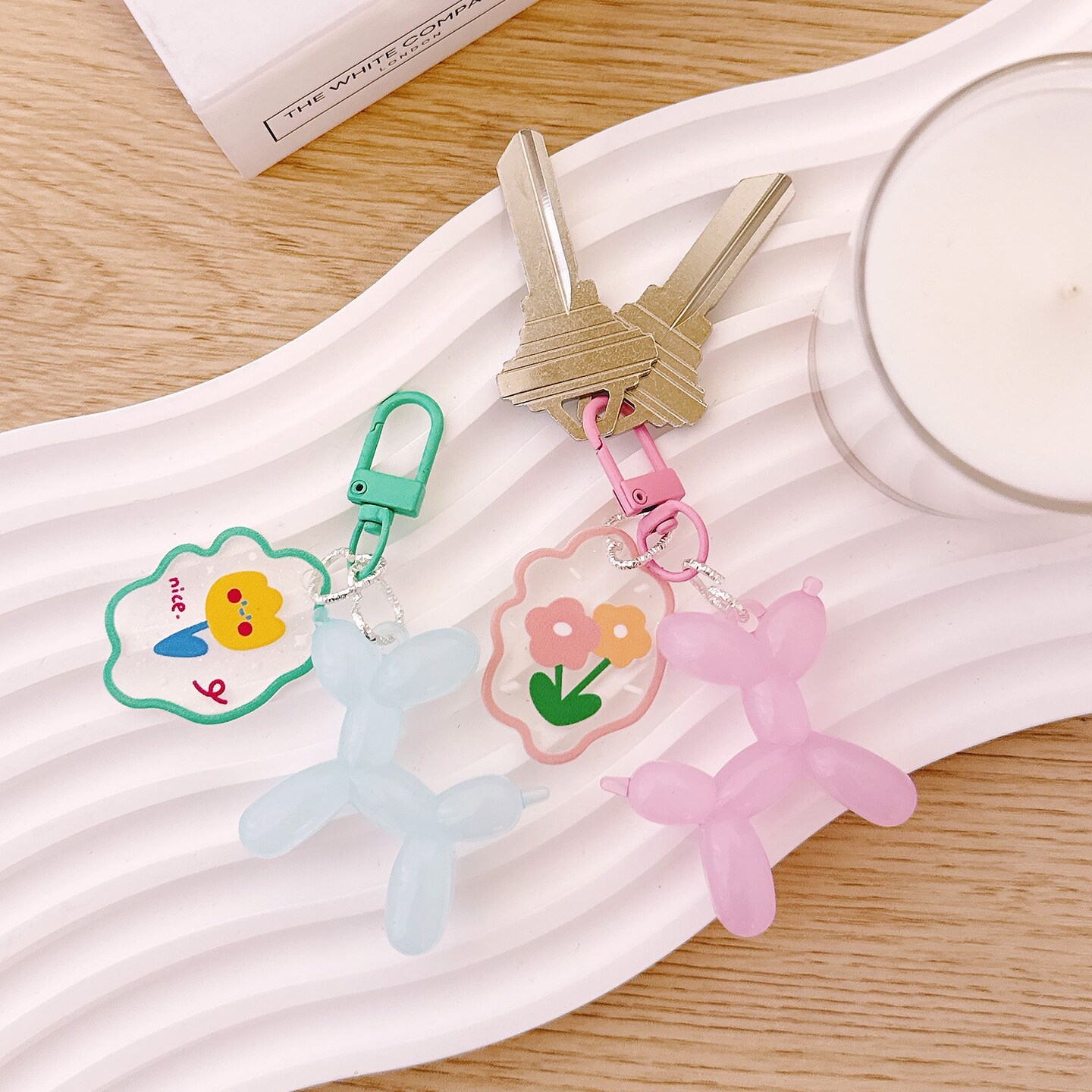 Wrapables Cute Balloon Dog Keychain, Bag Charm Accessory for Purse Handbag Backpack (Set of 2), Pink and Blue