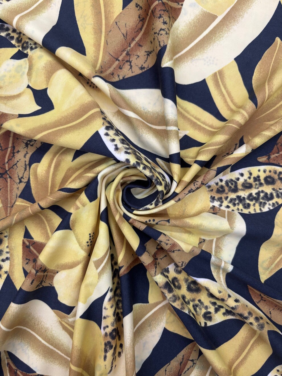1 Yard Abstract Foliage Print Spandex Fabric Swimwear Dancewear Leggings Activewear 58"/60" Width