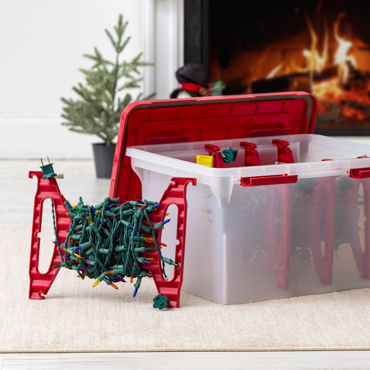 IRIS USA 6Pack 32qt WeatherPro Light and Garland Storage Box Container with 4 Inserts