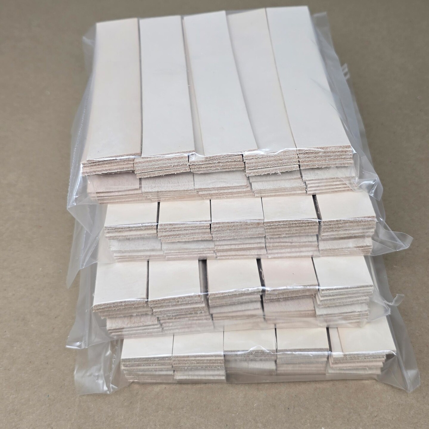 Vegetable-Tanned Leather Strips – 4"–7" Long, 3/8"–1" Wide for DIY Crafts