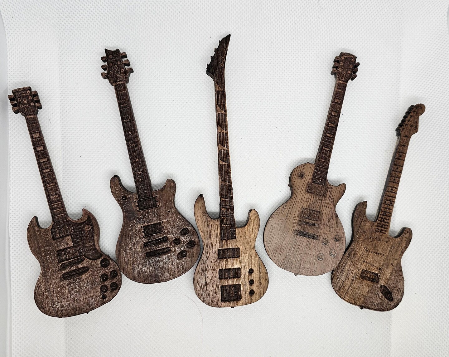 Engraved Wooden 6 in Guitar Model in Walnut, Personalize
