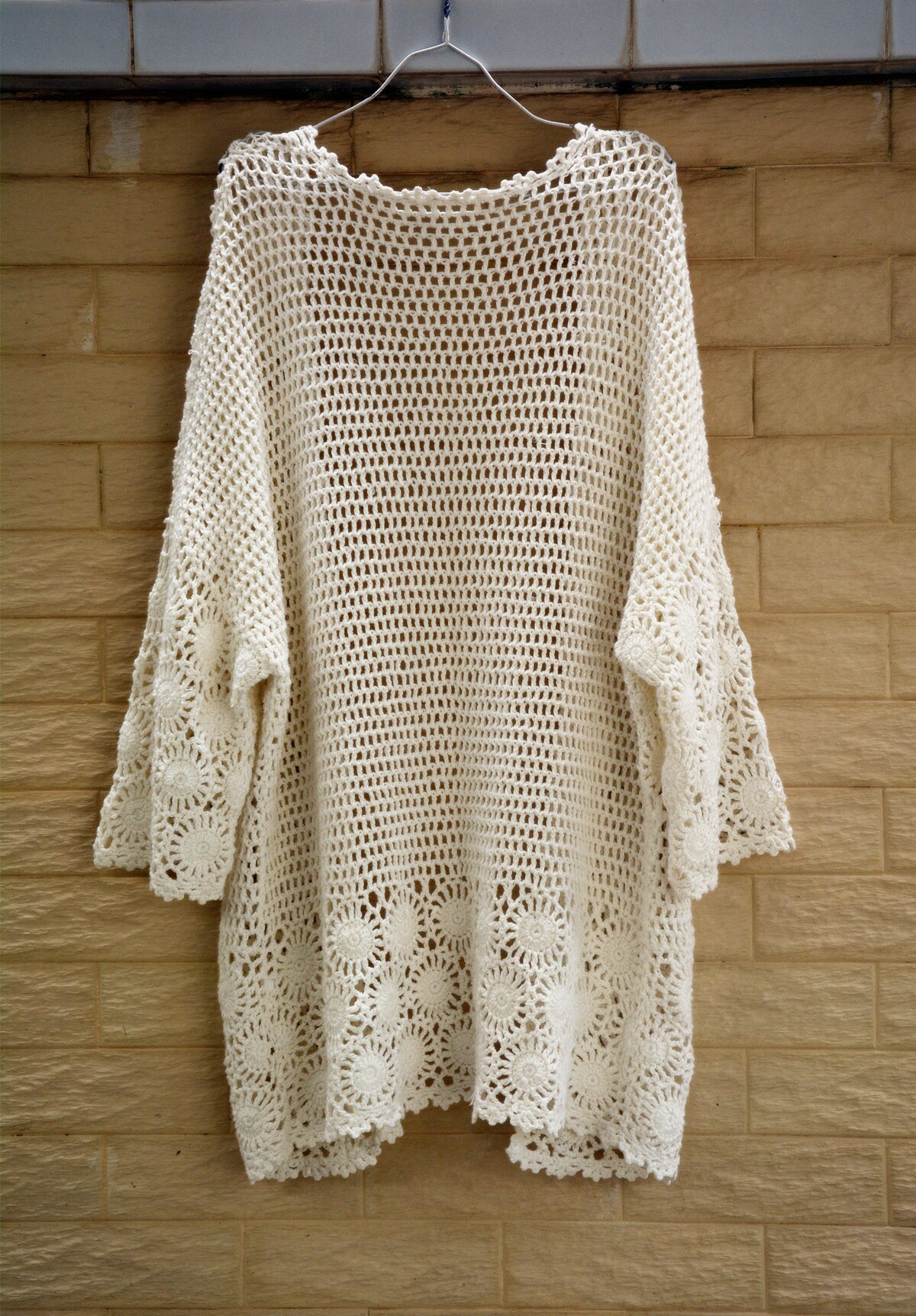 UNFAIRZQ Donne Retro Hollow Out Crochet Crop Top Vest Ricamo Floreale Senza Maniche per Giacca Cardigan Pulsante Boho Hippie Waistco Ricamo Floreale Senza Maniche Giacca