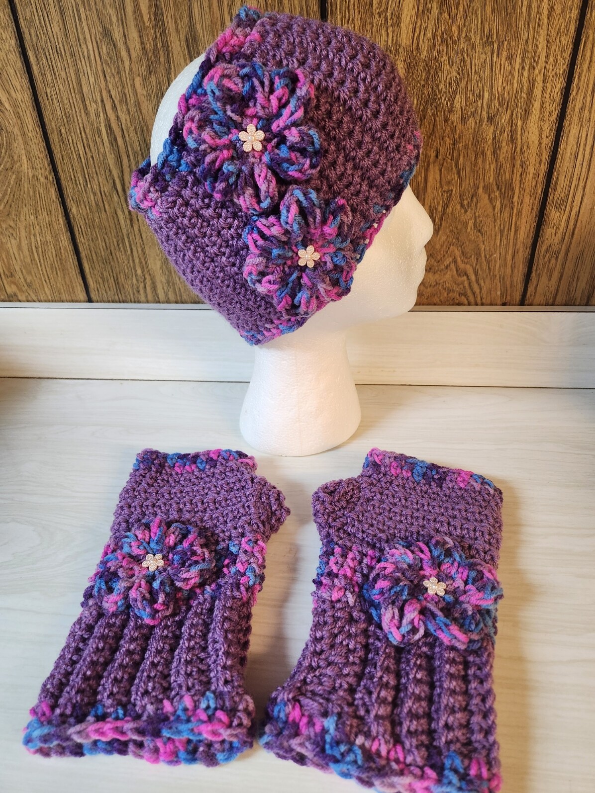 Ear warmer and fingerless gloves set Crochet Hand-dyed Wool Ear Warmer and Fingerless Gloves Set  main image 2