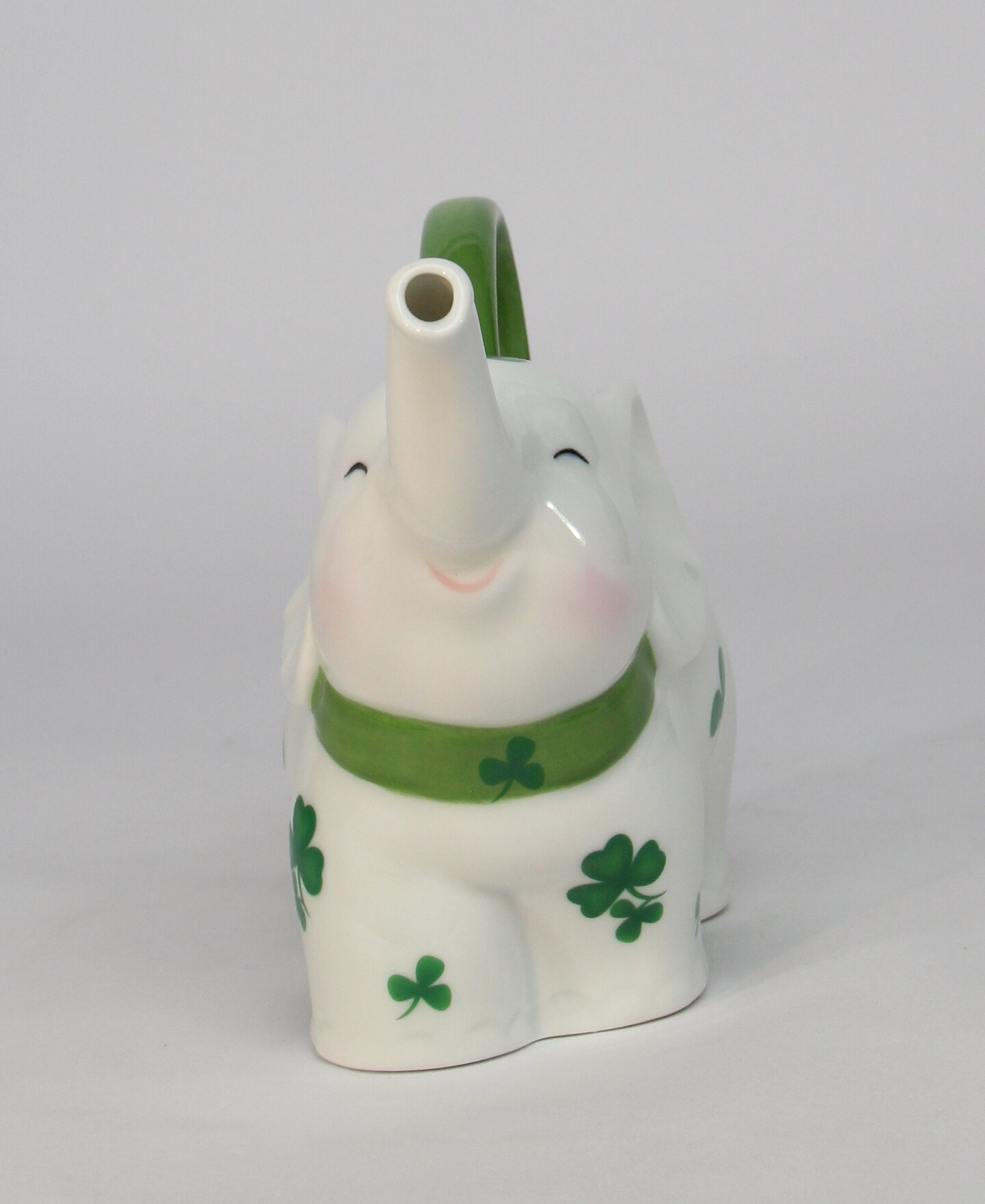 Ceramic Shamrock Design Elephant Teapot, Home D&#xE9;cor, Gift for Her, Gift for Mom, Kitchen D&#xE9;cor, Irish Saint Patrick&#x2019;s Day D&#xE9;cor