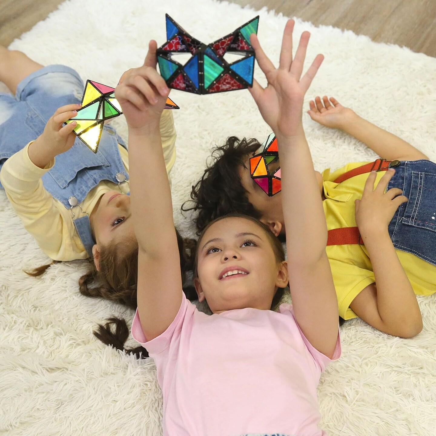Magnet Pyramid Glow - 1 Cube Transforms into 1 Billion Shapes (Heart, Rose, Chocolate box&#x2026;), 243 Rare Earth Magnets, Glowing, Holographic Design, Puzzle Toy, Easter Valentine Gift for him for her