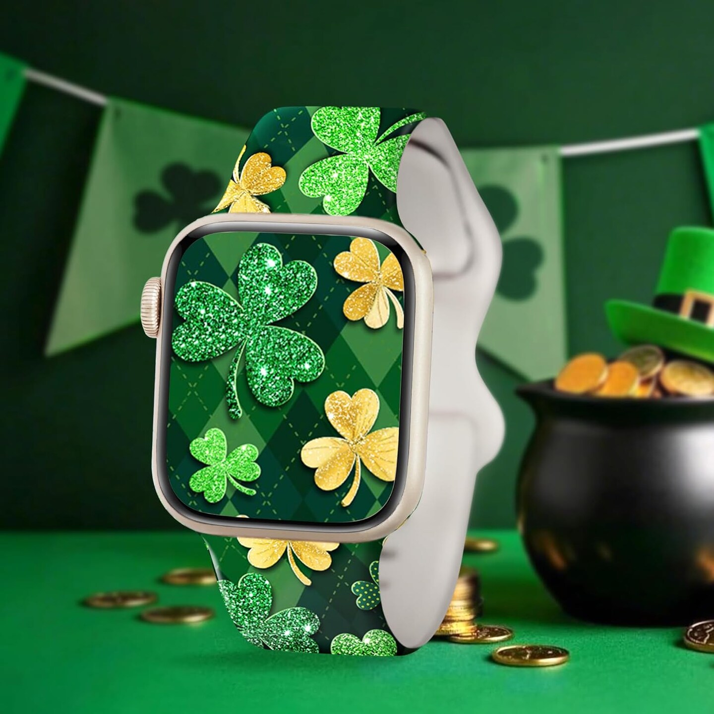 St Patricks Day Apple Watch Bands for Women Men 38mm 40mm 41mm 42mm 44mm 45mm 46mm 49mm, Soft Silicone Holiday Clover Watch Band for Apple Watch Series 10 9 SE 8 7 6 5 4 3 2 1 Ultra 2 1-Classic Checkered Lucky Clover