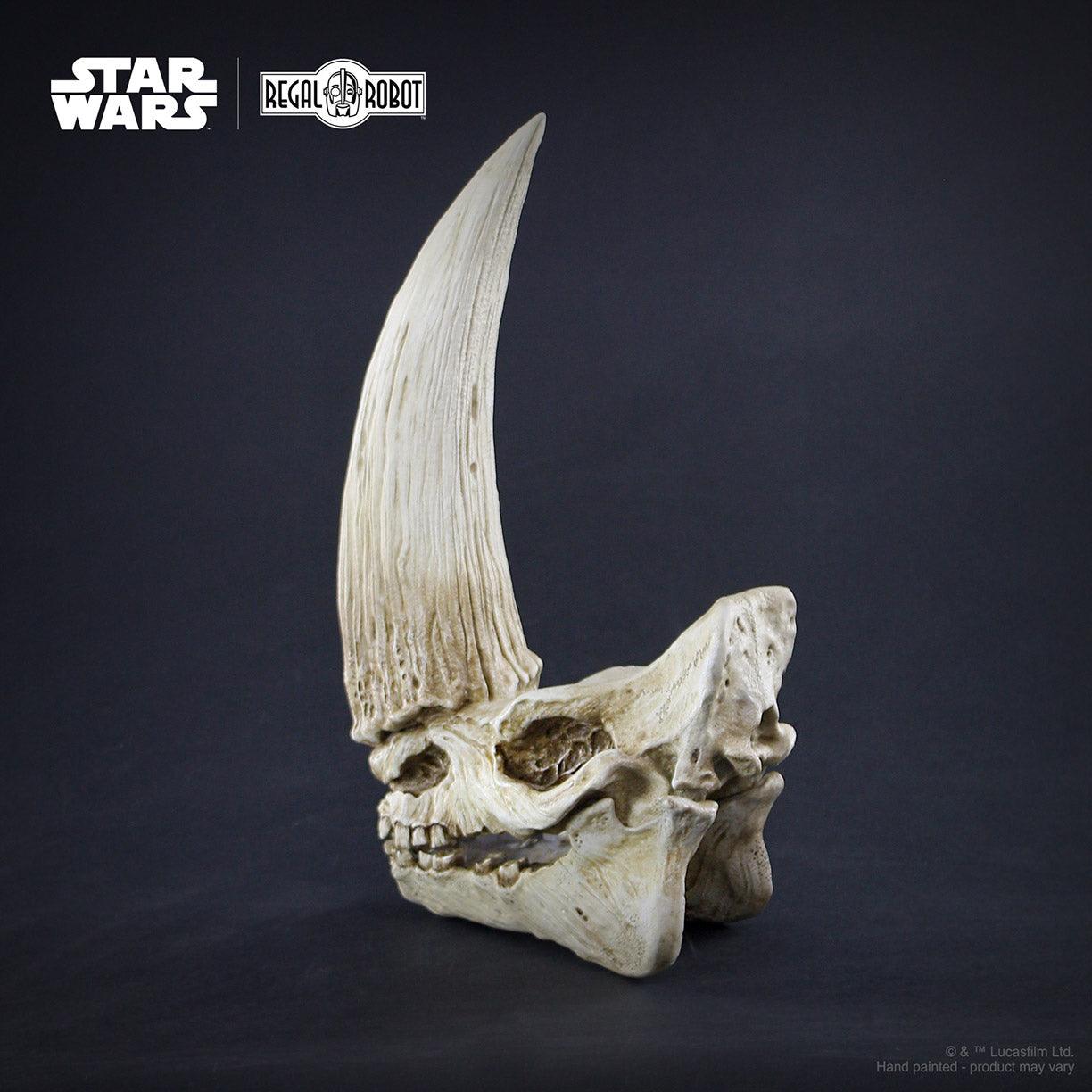 Star Wars Mudhorn Skull -The Mandalorian&#x2122; - Wall Decor Regal Robot