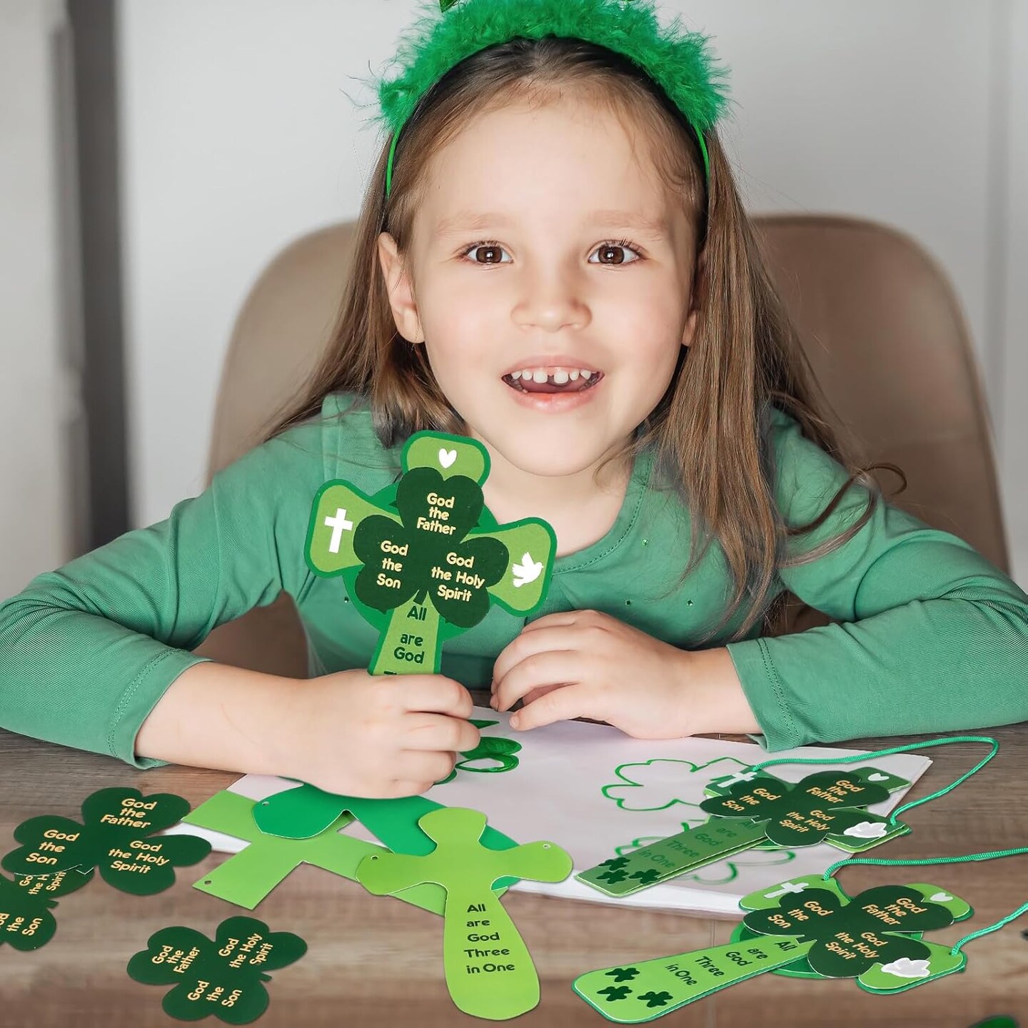 30 Set St. Patrick's Day Crafts DIY Shamrock Cross Craft Holy Trinity Shamrock Cross Sign