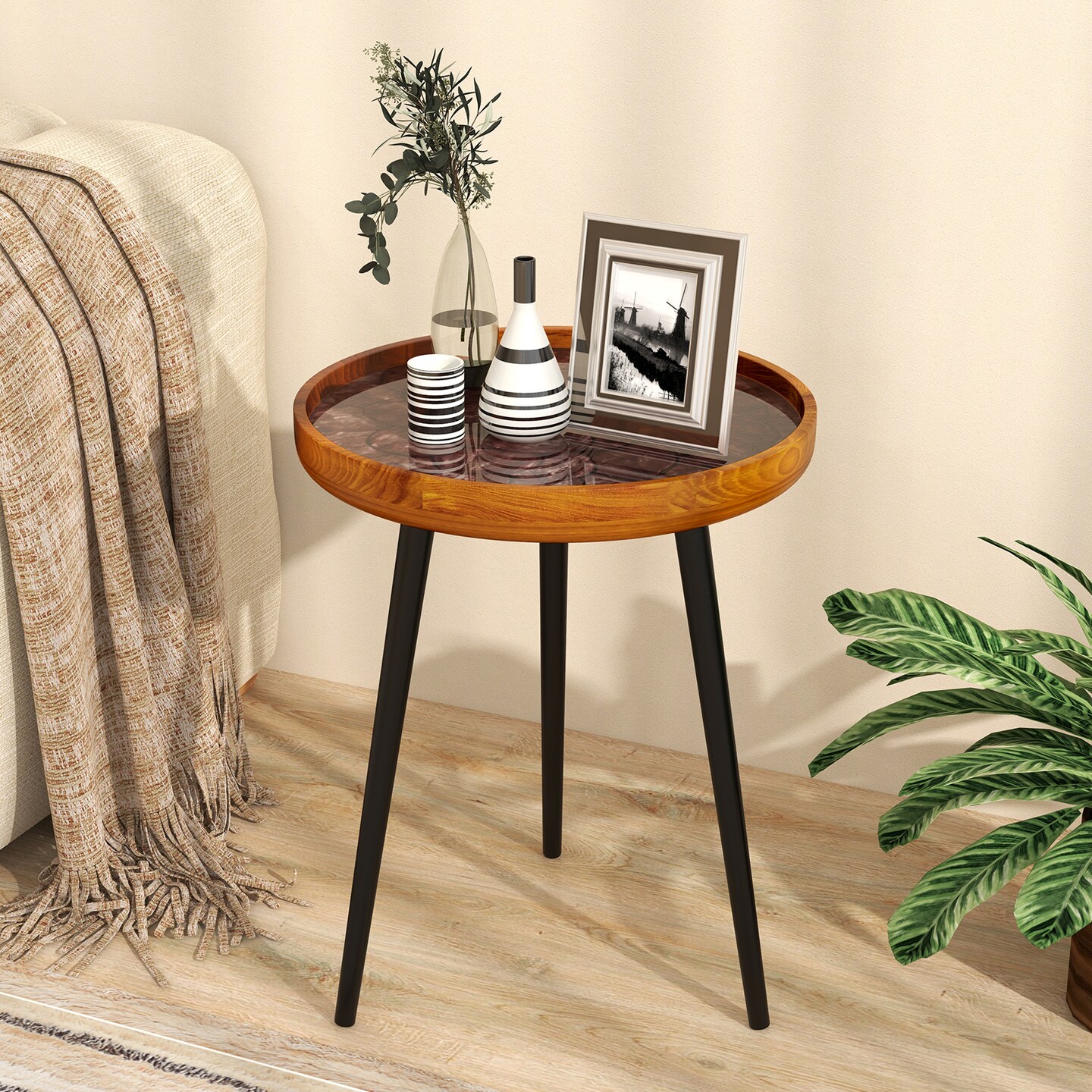 Brown Epoxy Resin Round End Table with Sea Shell Decoration – 16/20 Inch