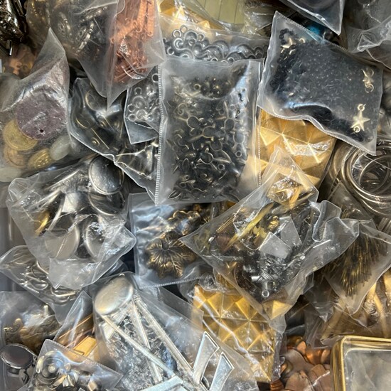 Mystery Bulk Wholesale Lot of Metal Charms &#x26; Metal Findings and Components