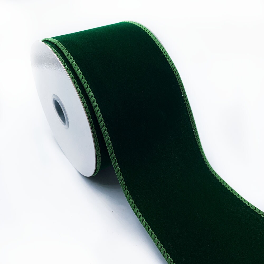 Designer&#x27;s Shop WR 63-5033 2.5&#x201D; x 10 yard Holiday Velvet Hunter Green wired edge ribbons
