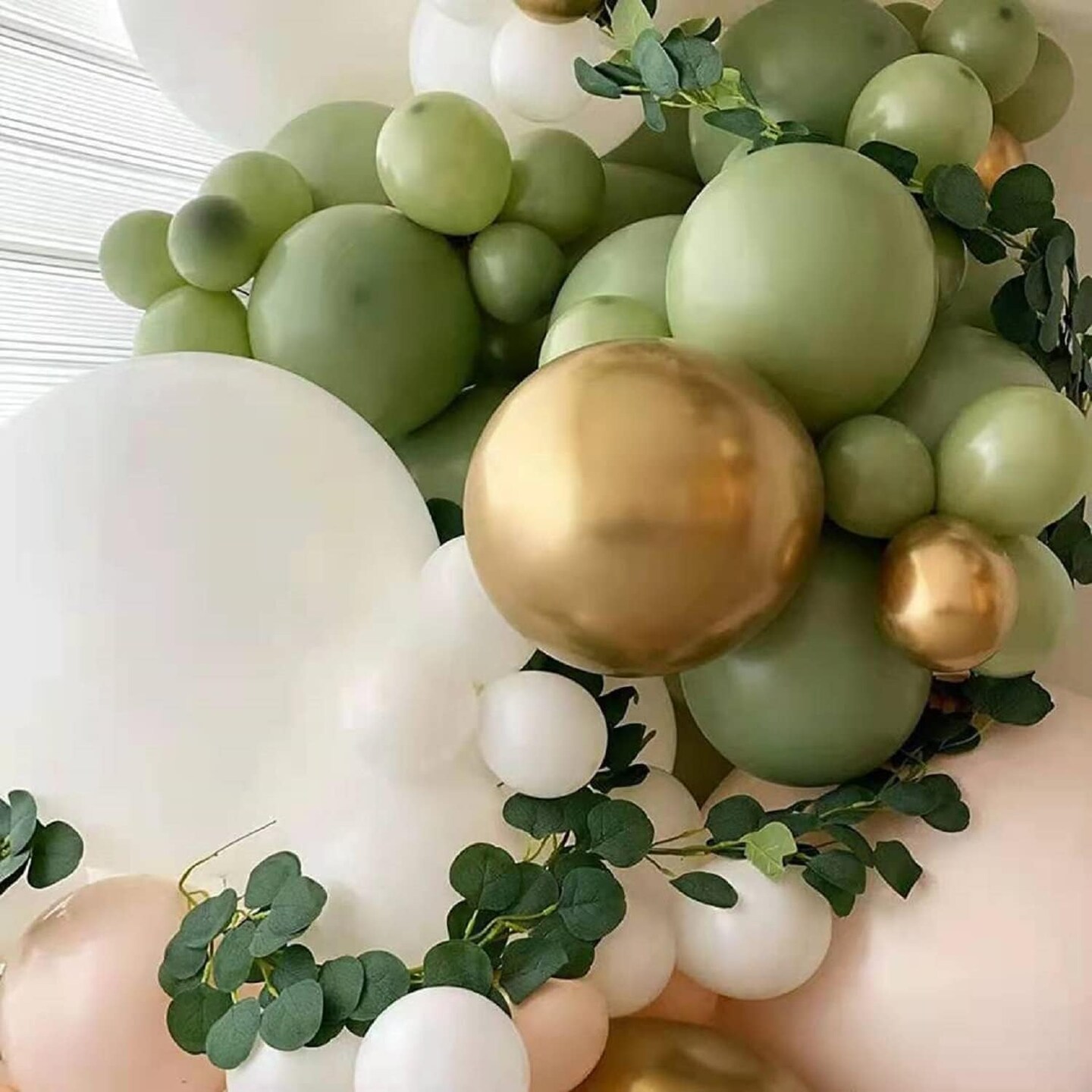 152PCS Sage Green Balloon Garland Arch Kit Green and Gold Balloon Garland Kit Retro Green and White Latex Balloons Set for Wedding Birthday Party Baby Shower Decoration