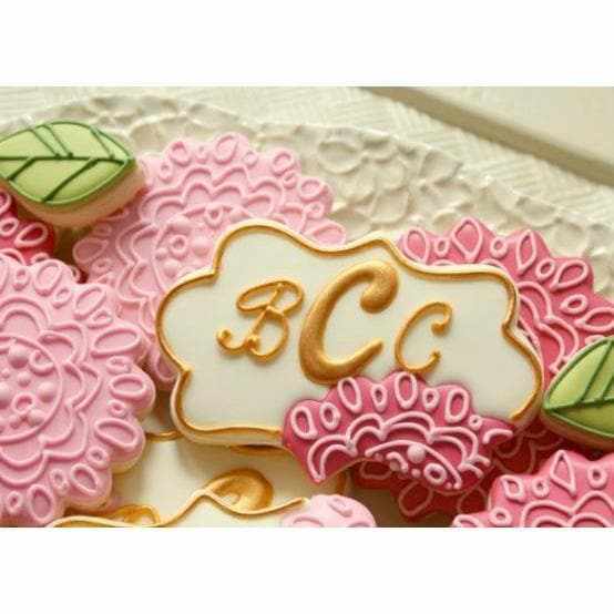 4 PC Plastic Frame Pattern Shape Cookie Cutters Set