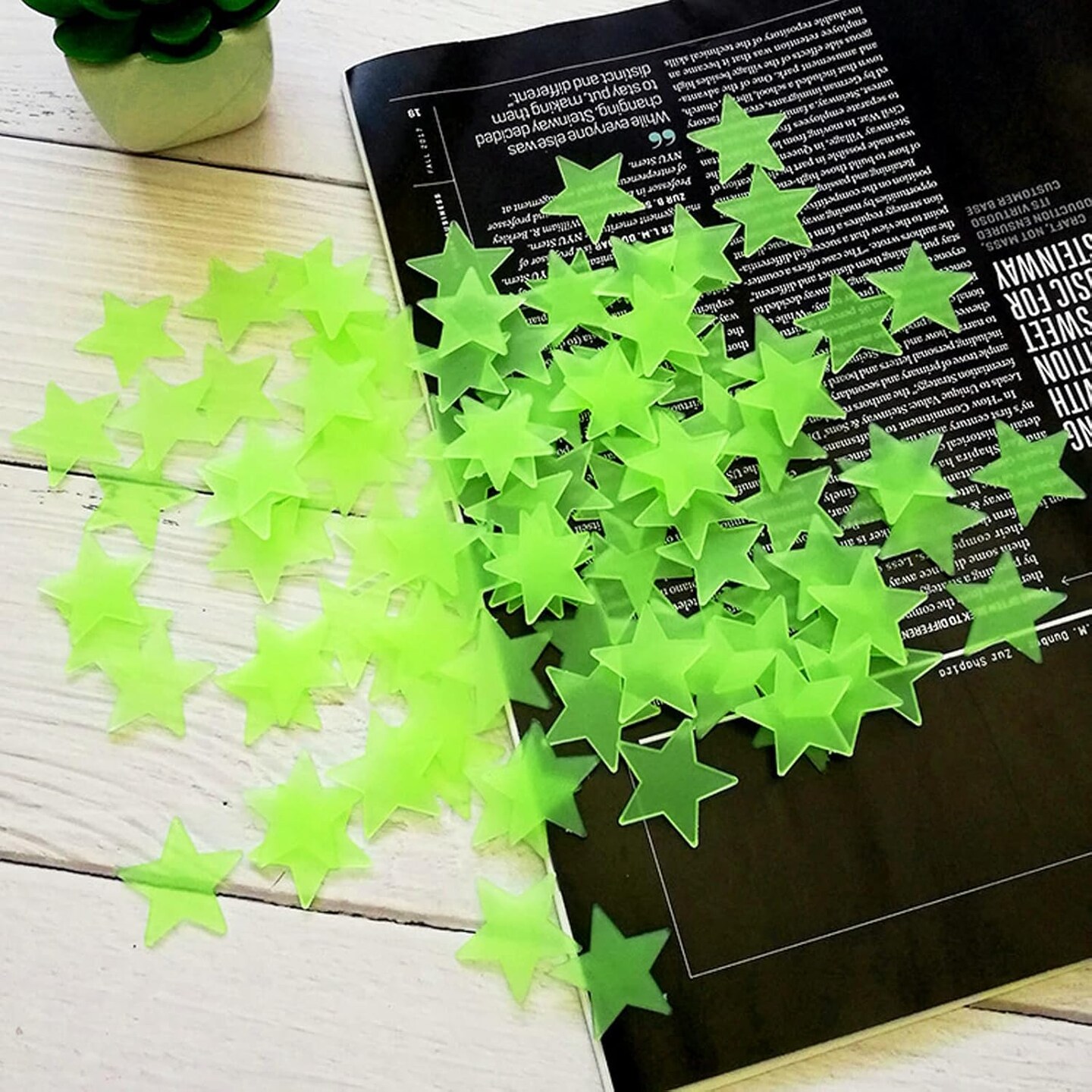 Glow in The Dark Stars Stickers, ACSAUMMY 201pcs Super Bright Plastic Large Stars Stickers Glow in The Dark Stars for Ceiling Wall Decor Luminous Ceiling Stars and Moon Stickers Decor for Bedroom