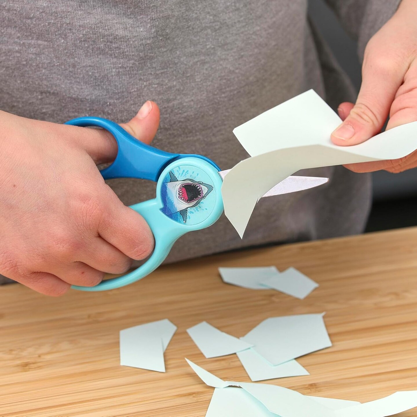 Magic Morph Kids Scissors - Image Moves when Tilted - Pointed-tip for Ages 4+ - Fun Shark Design - Back to School Supplies