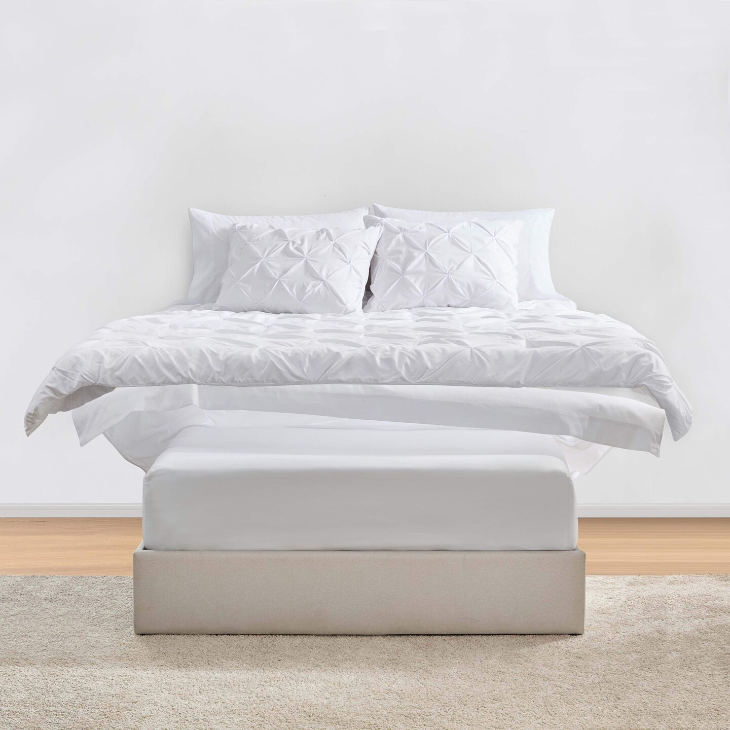 Nestl Pinch Pleat Bed in a Bag