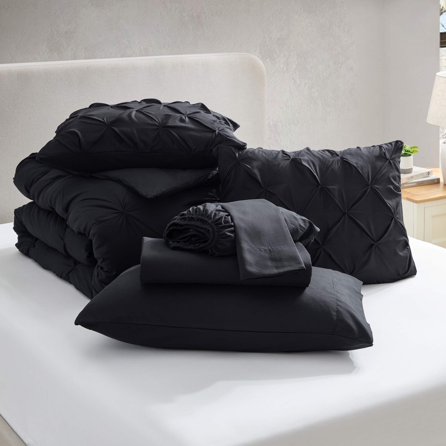 Nestl Pinch Pleat Bed in a Bag