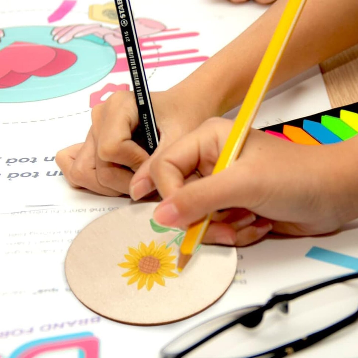 120 Pcs Unfinished Wood Circle Round Disc Blank Natural Wooden Cutout Ornaments for Decoration DIY Craft Art Supplies (Round 2 x 2 x 0.12 inches)