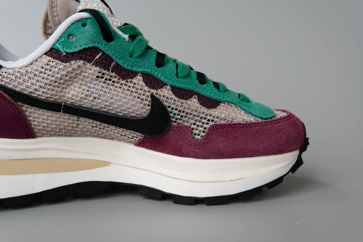 Nike Vaporwaffle sacai Villain Red Neptune Green | MakerPlace by