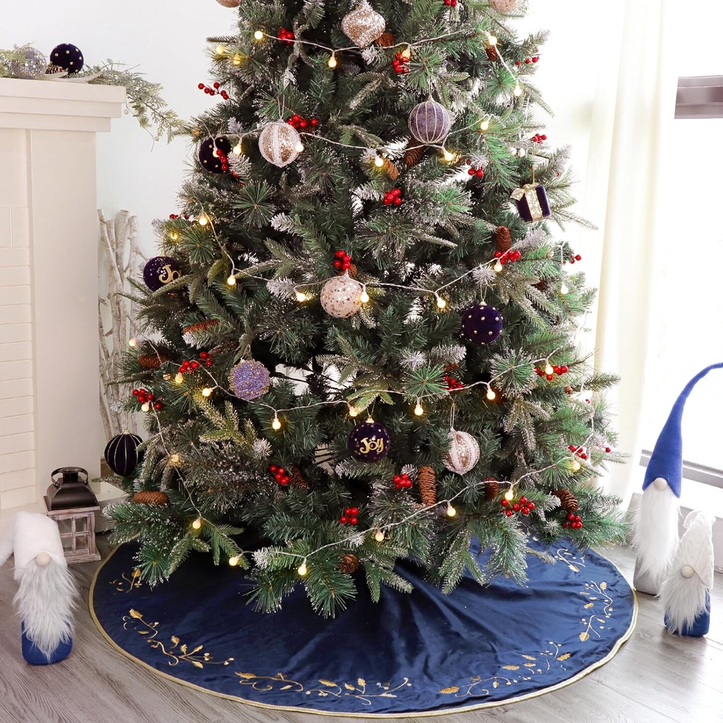 48 inches Large Velvet Fur Plush Blue Tree Skirt (Blue)