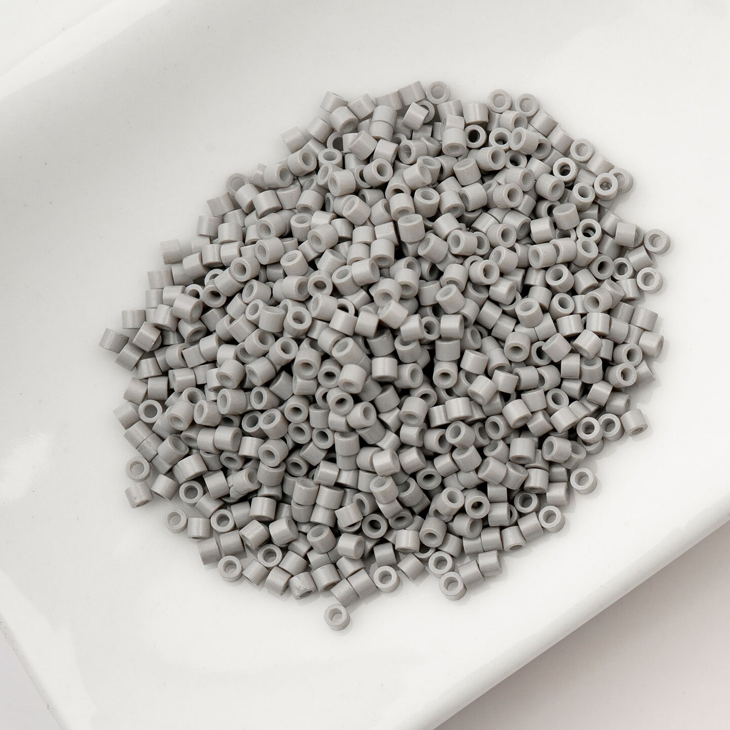 John Bead Opaque Finish Cylin Beads 11/0 Glass Cylindrical Seed Beads, 25g