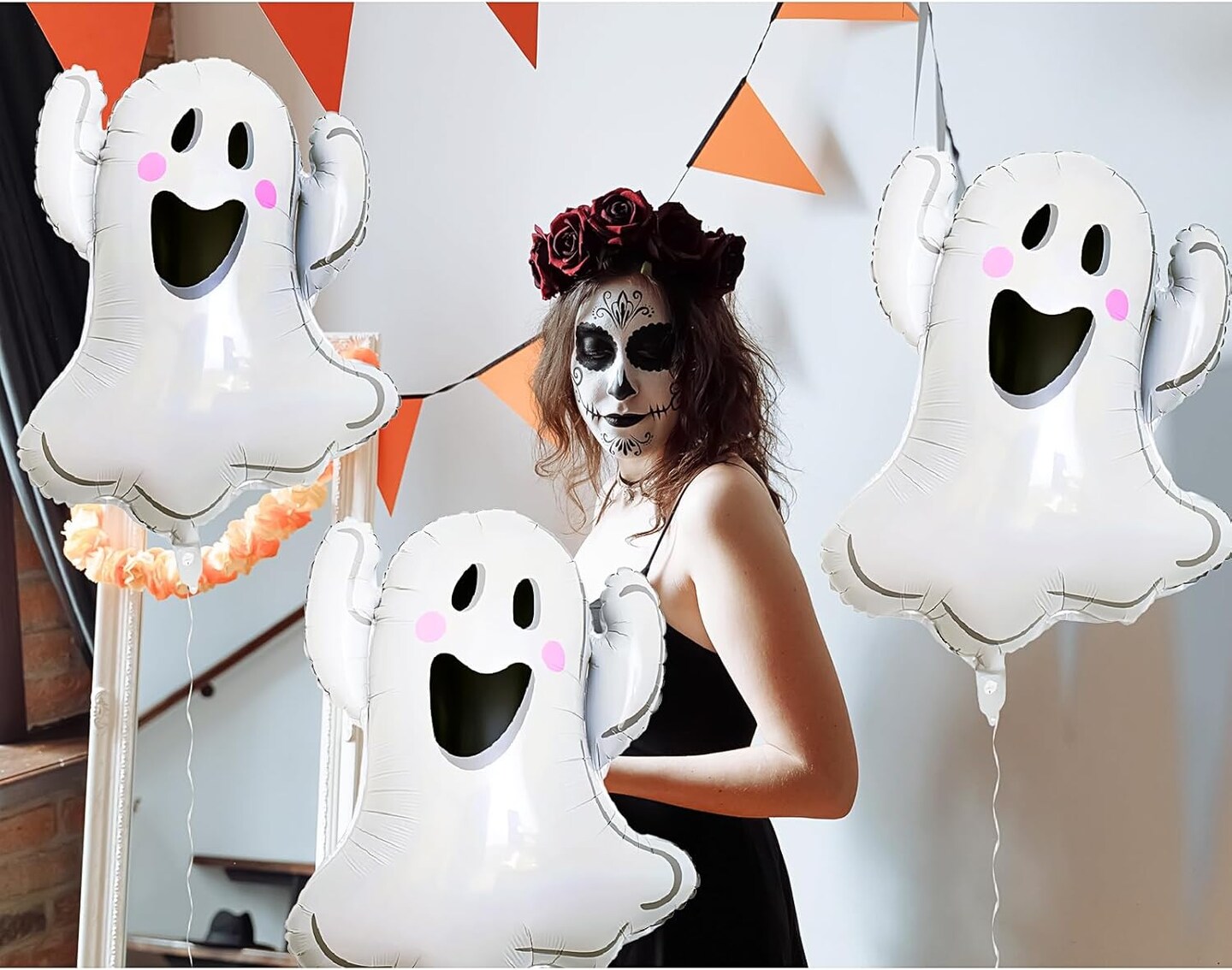 White Ghost Shaped Foil Balloons (01.ghost)