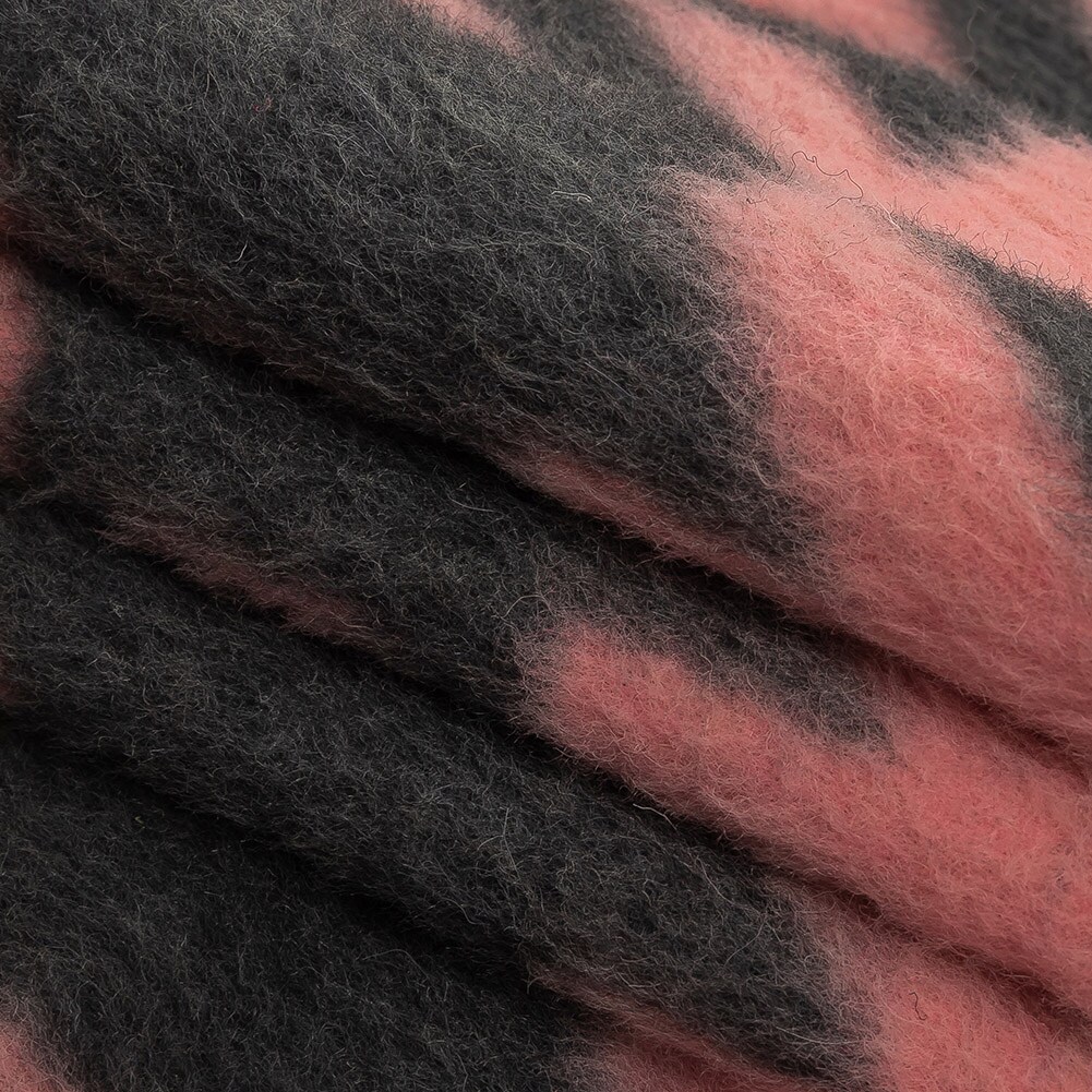1 Yard Pink and Charcoal Houndstooth Brushed Fuzzy Wool Knit 58’’ Width