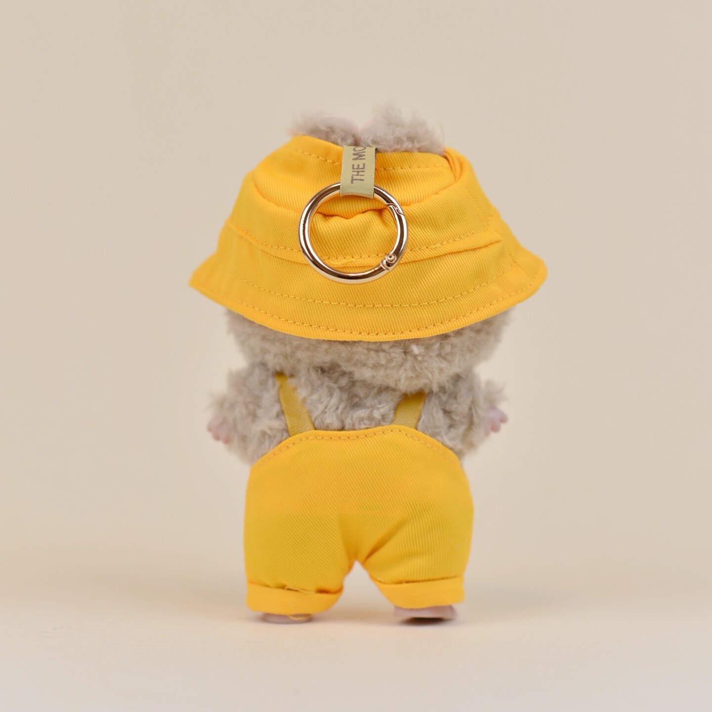 Prada の洋服/ 帽子付き Labubu レア【海外限定・日本未発売】LABUBU ラブブ THE MONSTERS 着せ
