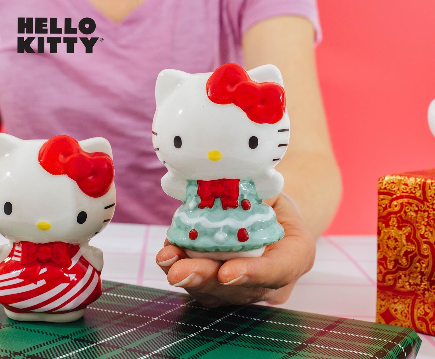 Hello Kitty Salt and Pepper Shaker - Thumbnail 5