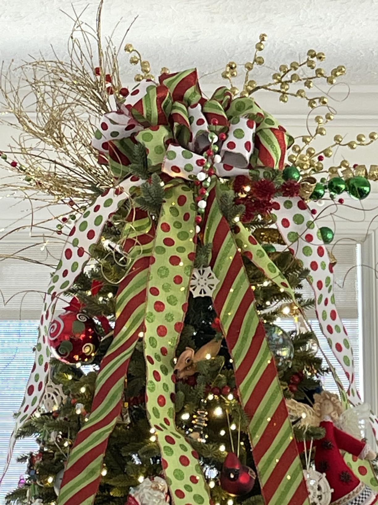 Christmas Tree Topper Wreath Bow Large Green Christmas Bow Tree Topper Red Green Dot Gift Bow for Xmas Ornament Holiday Decoration