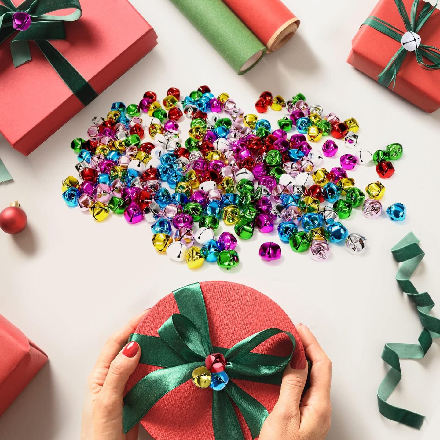 120-Piece Large Jingle Bells for Crafts – 0.6 Inch Christmas Bells in 8 Colors, Cheerful Sound for Wreaths, Holiday Decorations, and Christmas DIY Projects