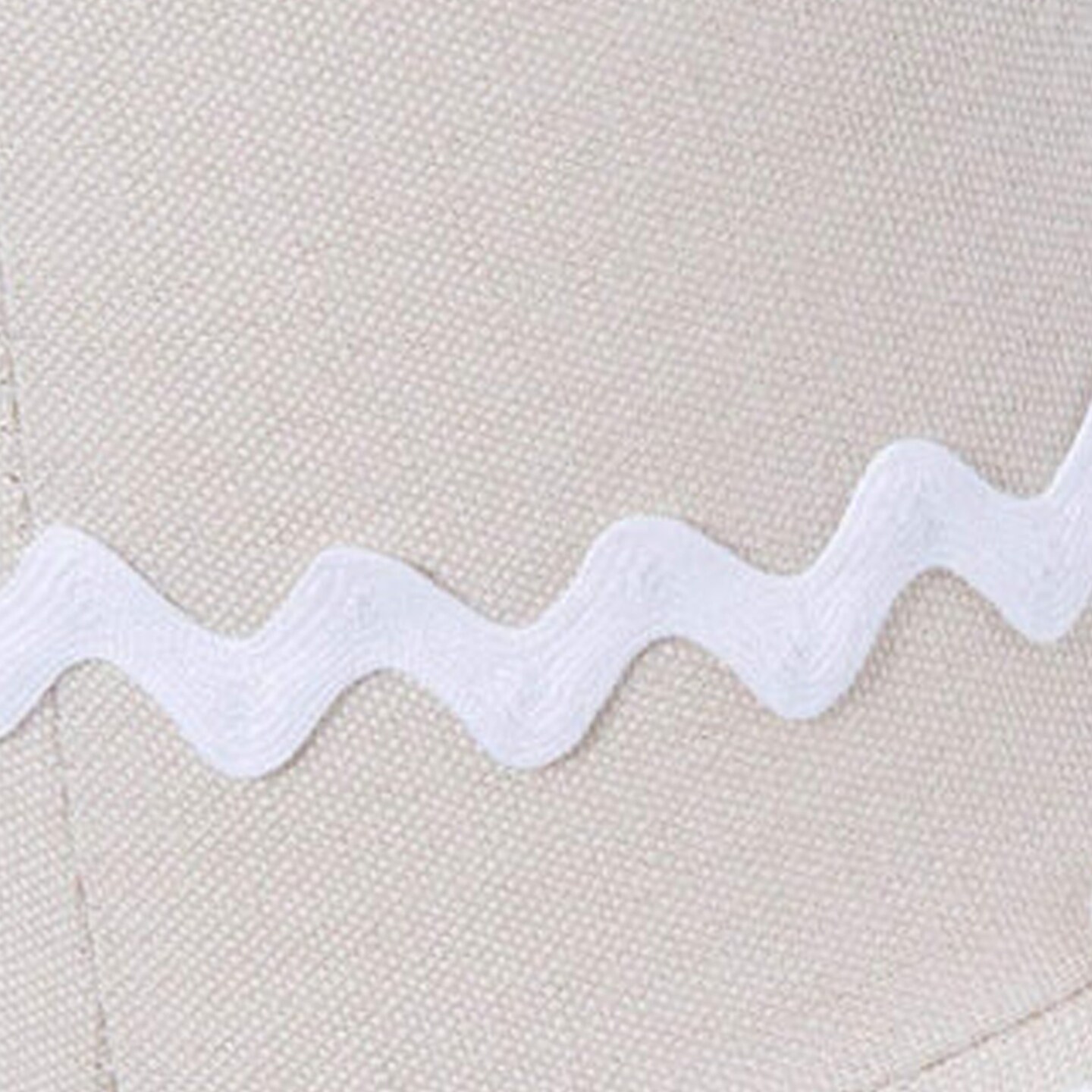 3 Yards White Mini Soft Ric Rac Ribbon Trim – Pliable Zig Zag Sewing Trim for Crafts, Clothing & Home Decor