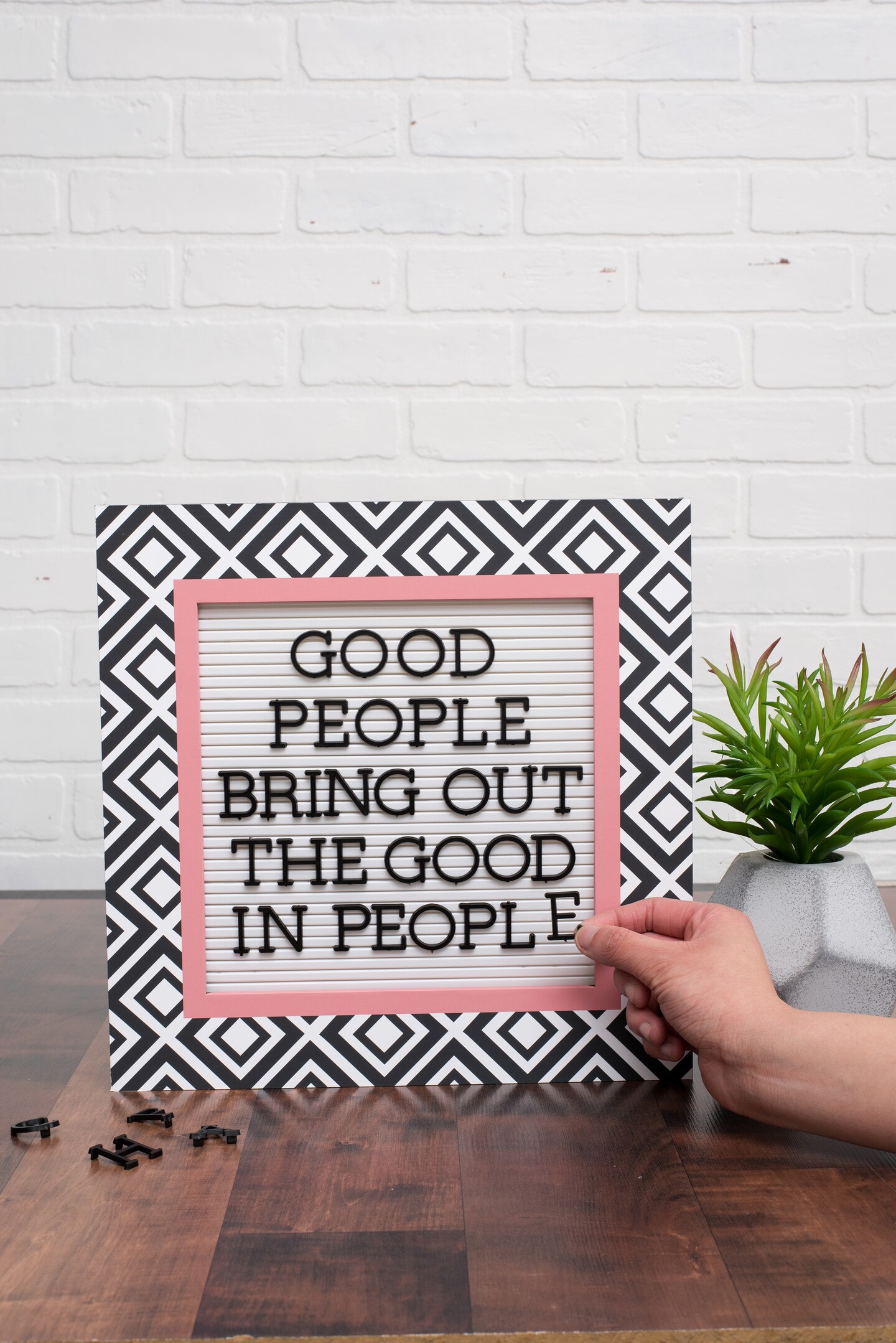 DCWV Framed Letterboard 12"X12"-Black & White Pattern W/ White Insert