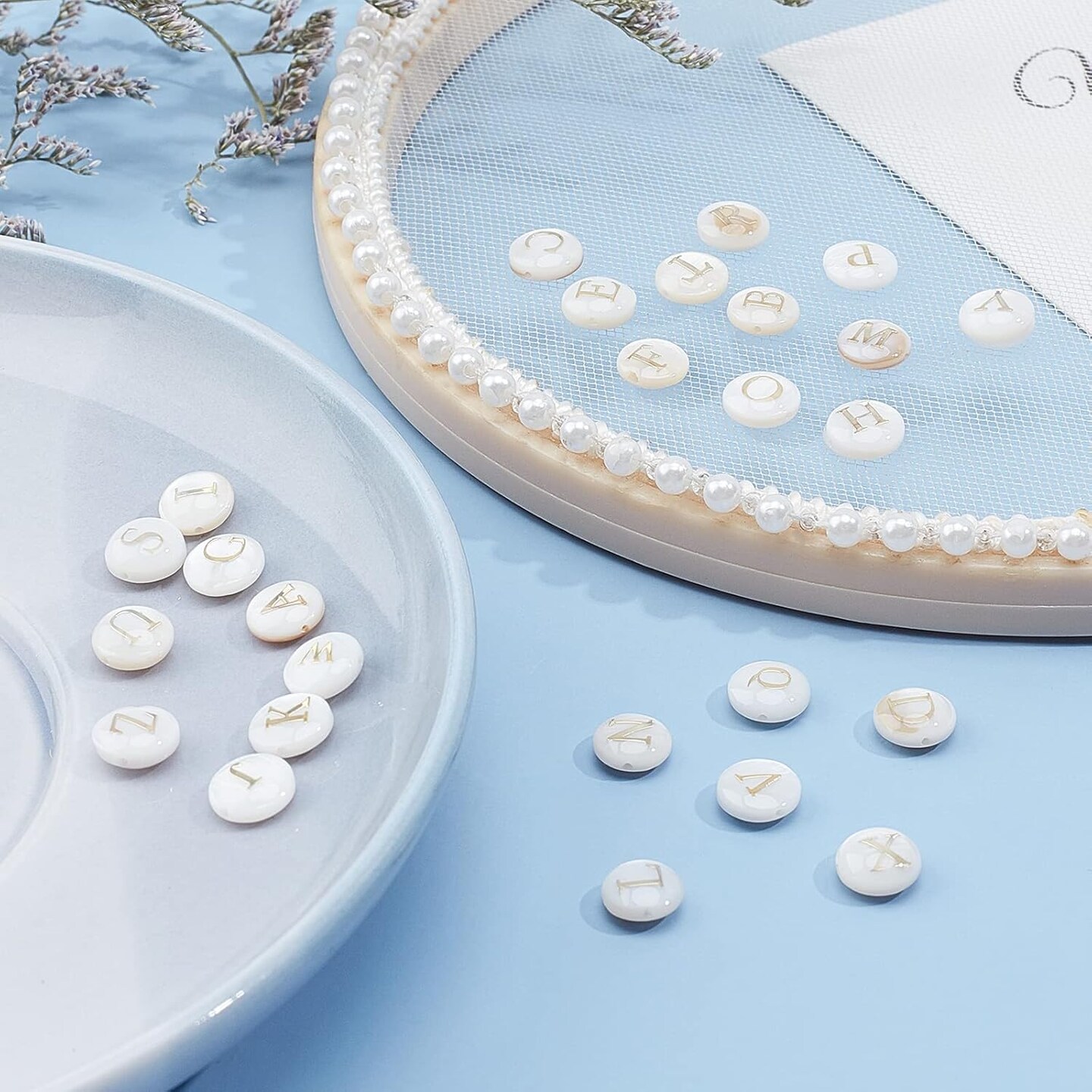 52 PCS Shell Letter Beads – A–Z Flat Round Freshwater Beads for Boho Beach Jewelry & Crafts