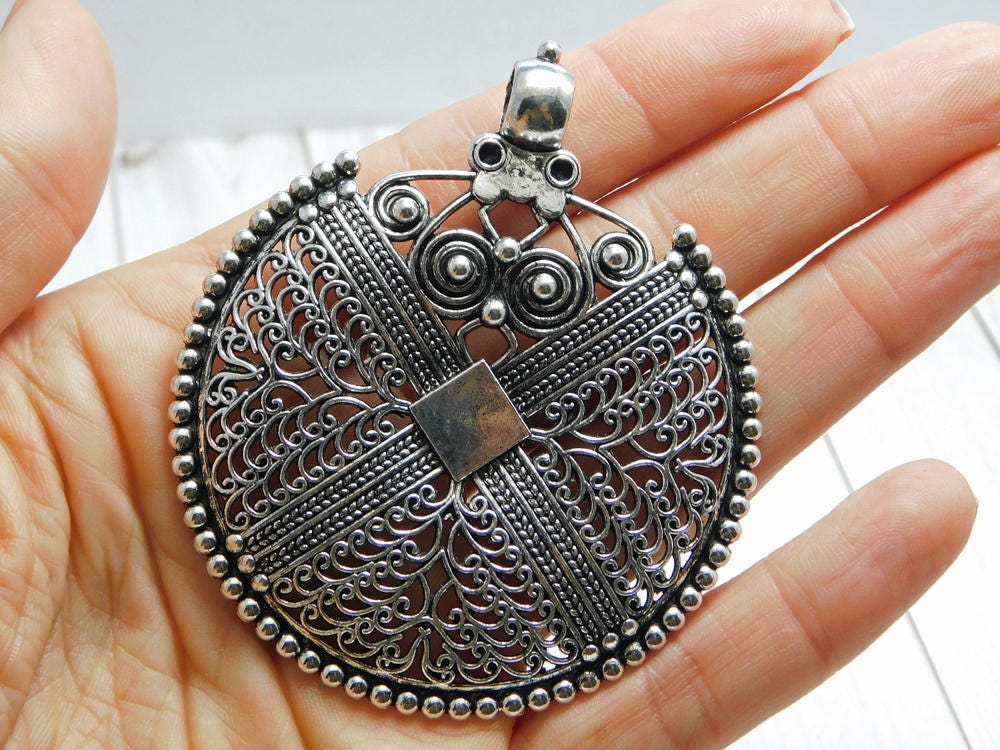 64x72mm Antique Silver Boho Filigree Round Pendant