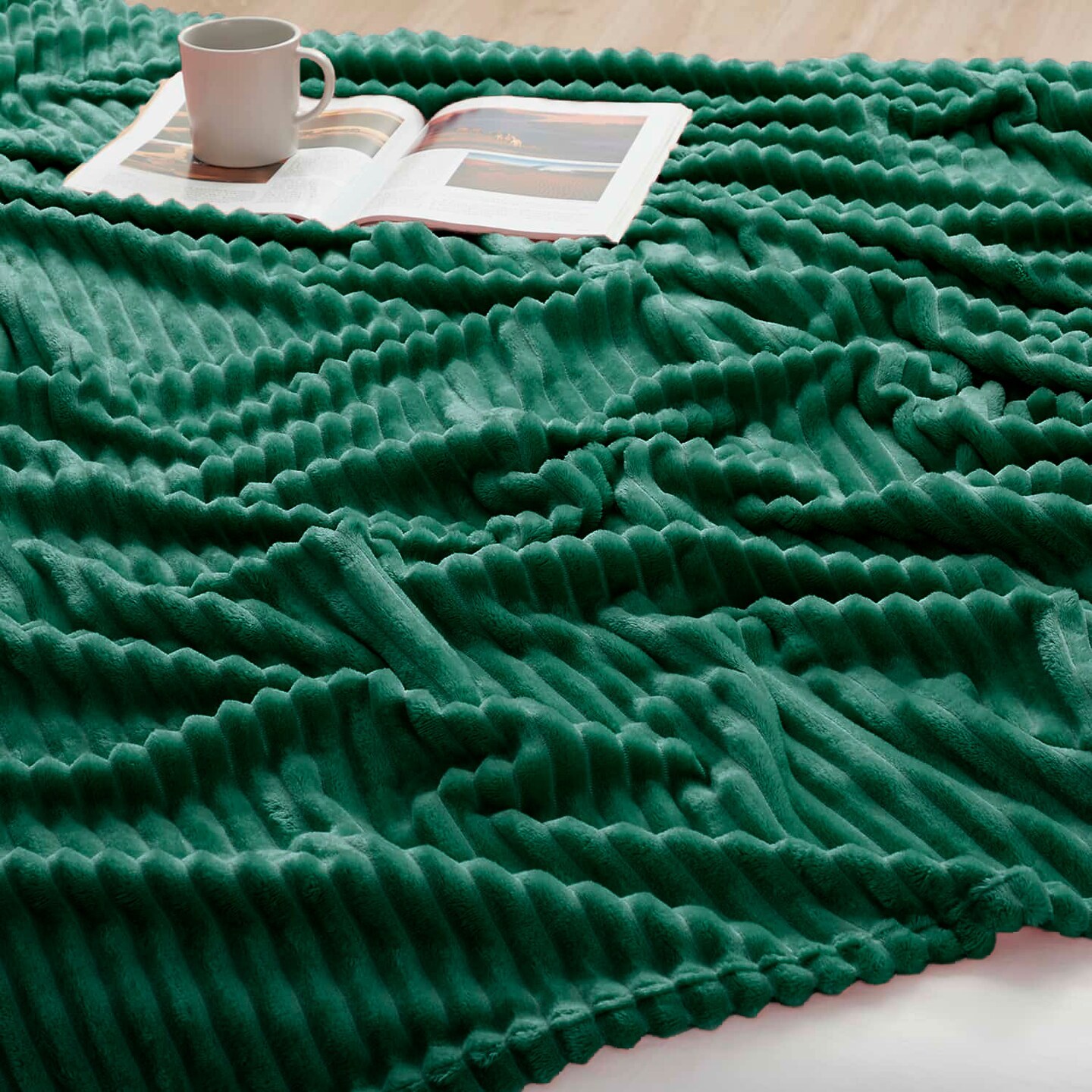 Nestl Cut Plush Fleece Blanket