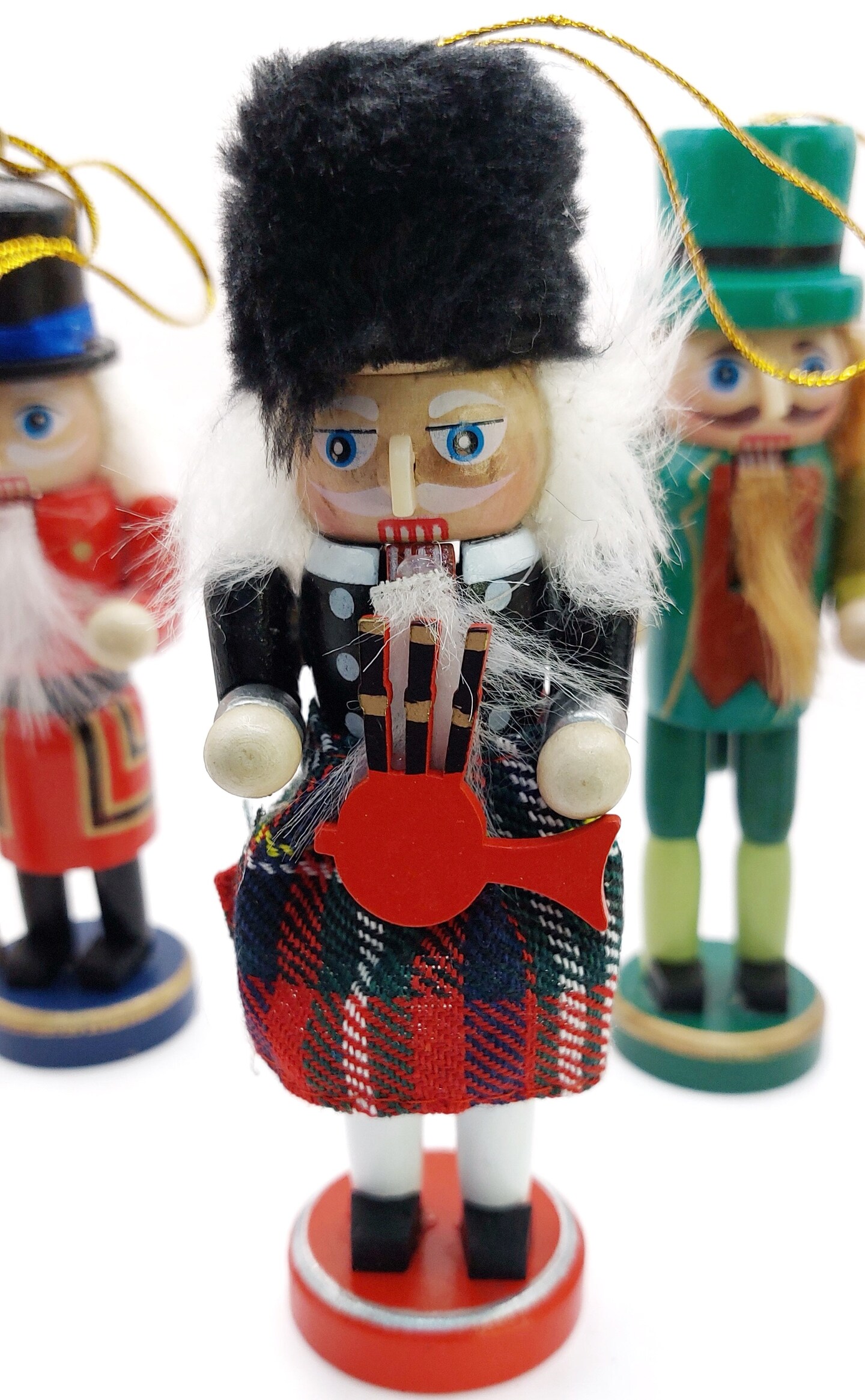 Christmas Nutcracker Set. Wizardi Classic Wooden Festive Decoration F07M14-9-N01612