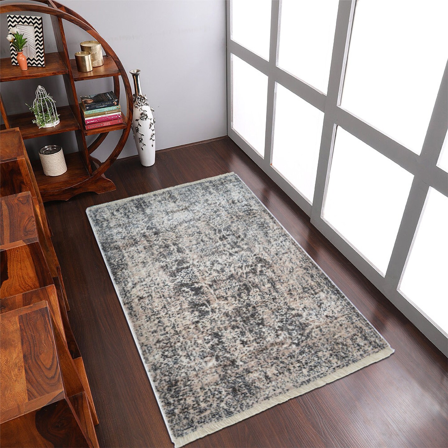 Edge Collections - 2&#x27; x 3&#x27;10&#x27;&#x27; - Brown - Elegant Oriental Area Rug - 1 Piece