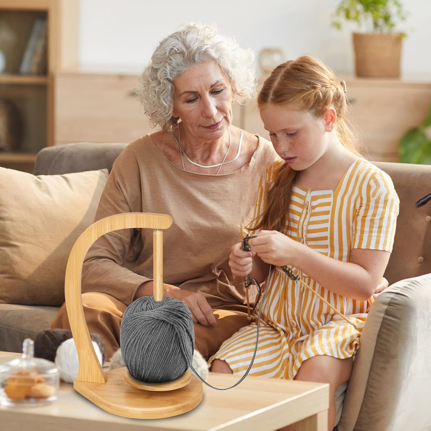 Wooden Yarn Holder for Knitting and Crocheting, Magnetic Crochet Yarn Holder