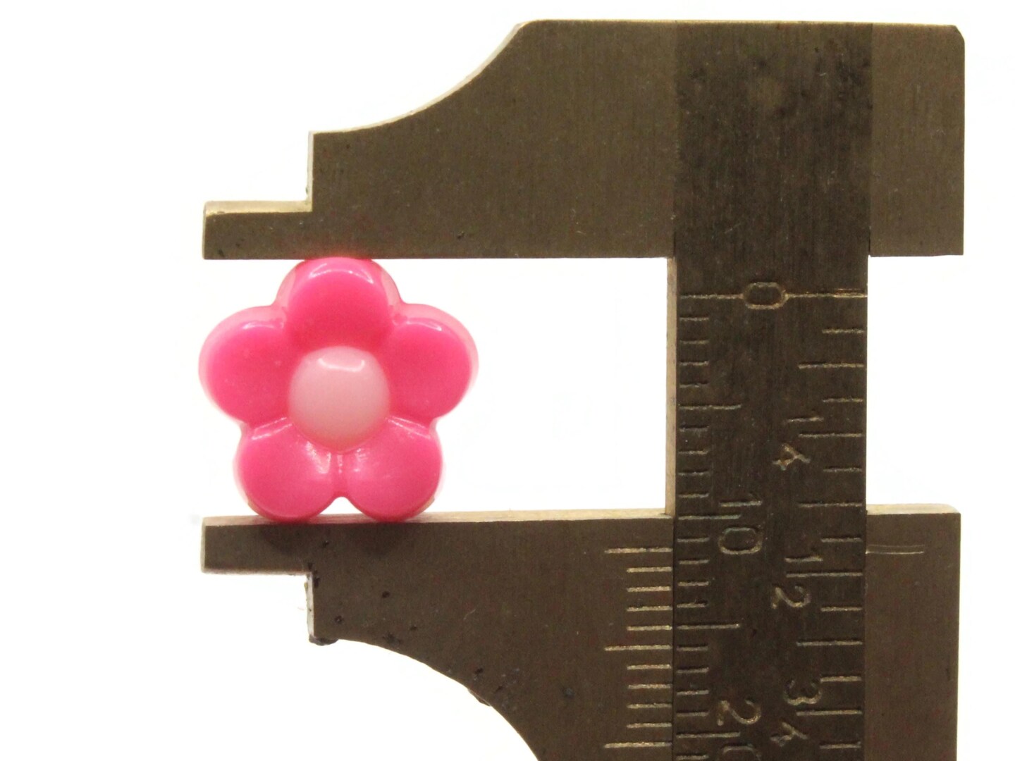 50 11mm Mixed Color Flower Large Plastic Acrylic Daisy Plant Beads