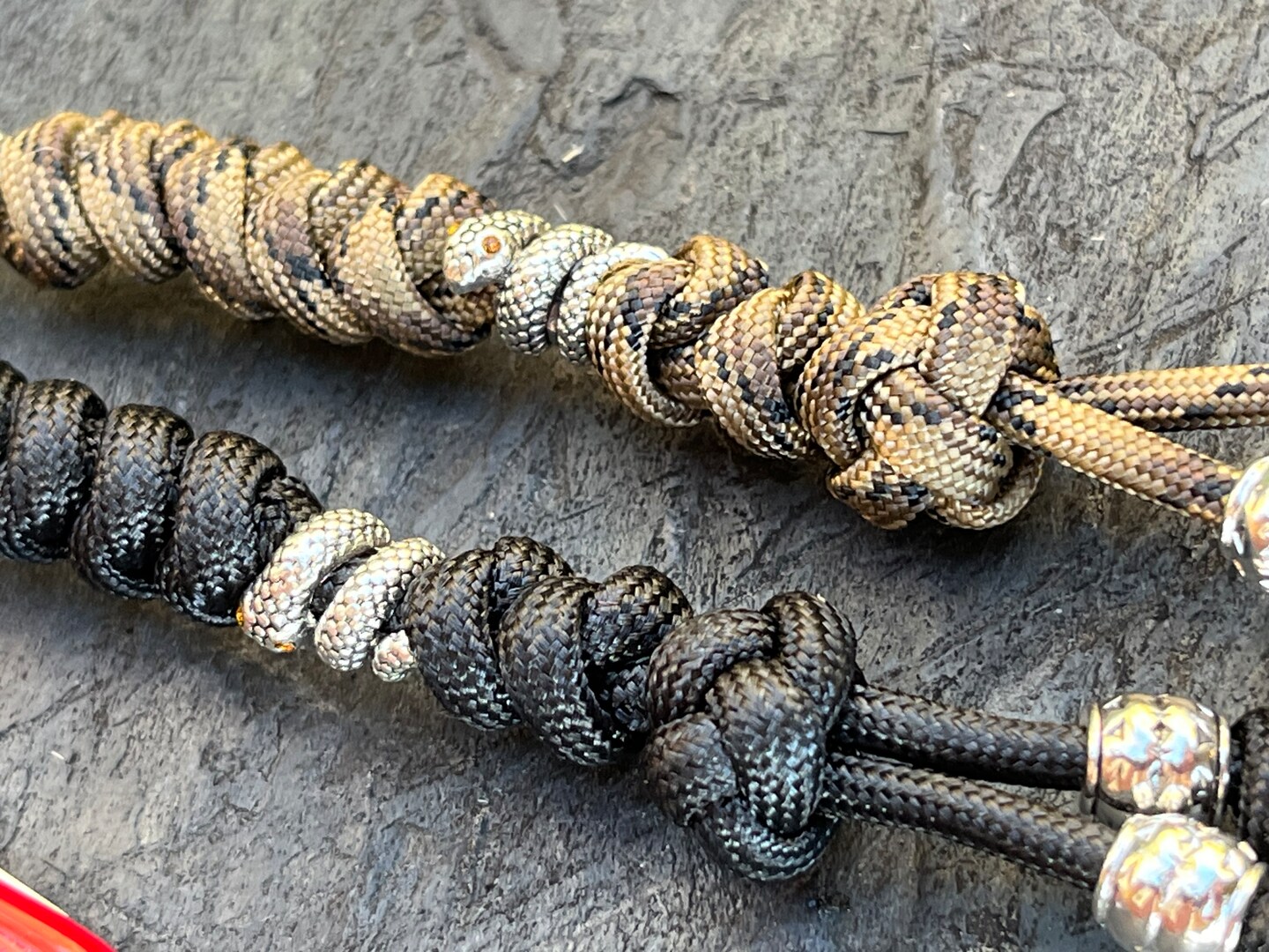 Snake Handmade 550 Paracord Clip EDC Knife Lanyard. Dozens