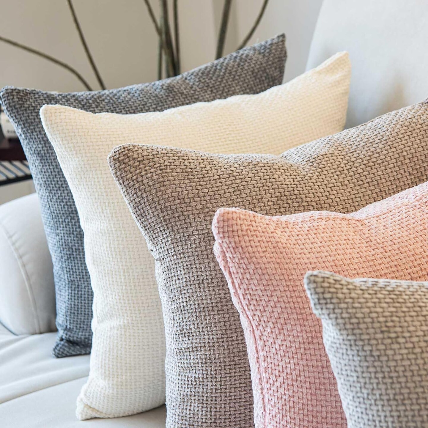 Neutral Textured Throw Pillow Covers,Pack of 2 Decorative Chenille Cushion Covers Accent Pillowcase for Couch Living Room Sofa Bed Home Decor, 18 x 18 in, Cream White