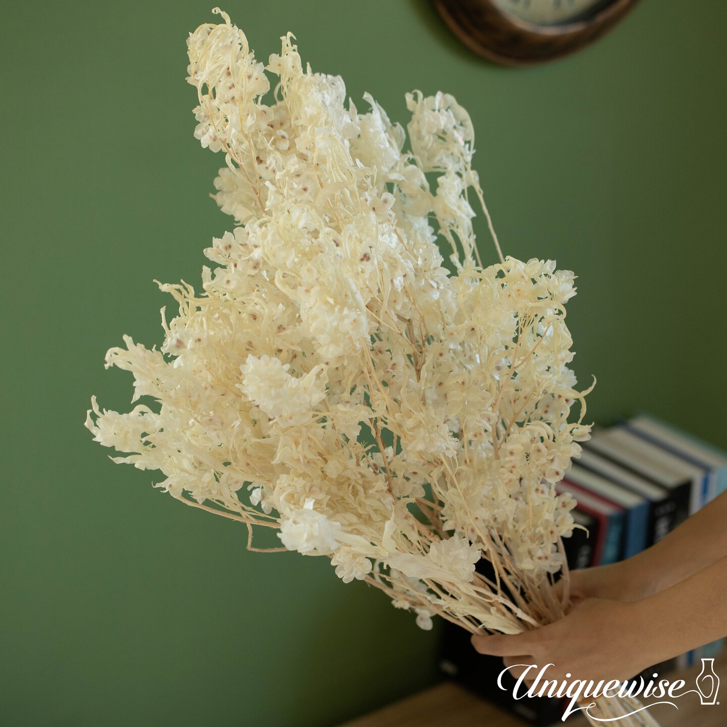 Uniquewise Preserved Real Floral Stems Chic Vase Fillers &#x26; Accents for Bouquets Centerpieces &#x26; Ornamental Displays Ideal for Home Office Boutique Cafe Resto Bar and Event Decor