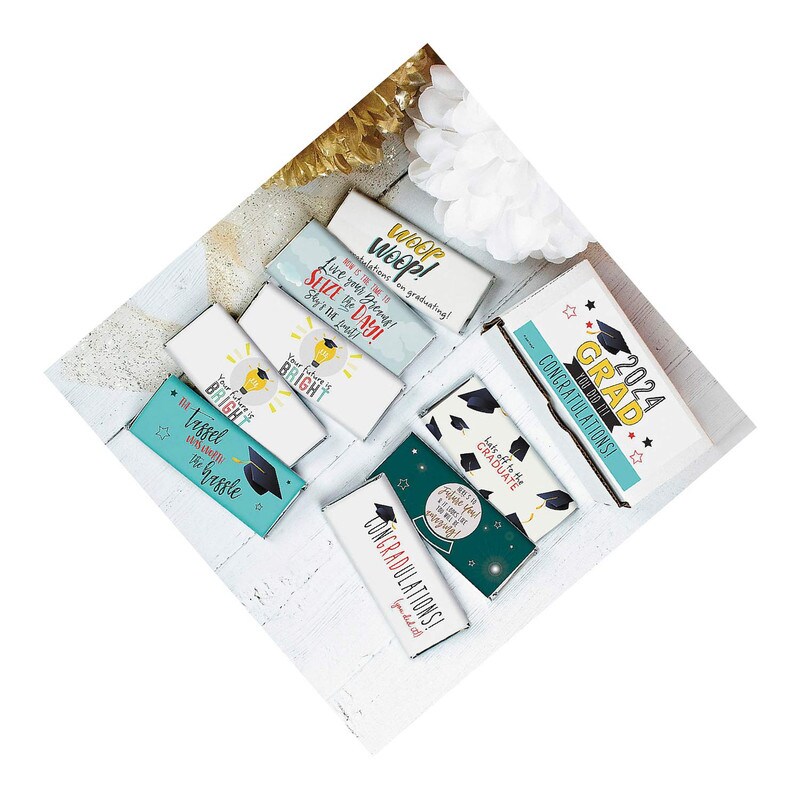 Graduation Candy Gift Box Hershey's Chocolate Bars, Class of 2025 Just Candy