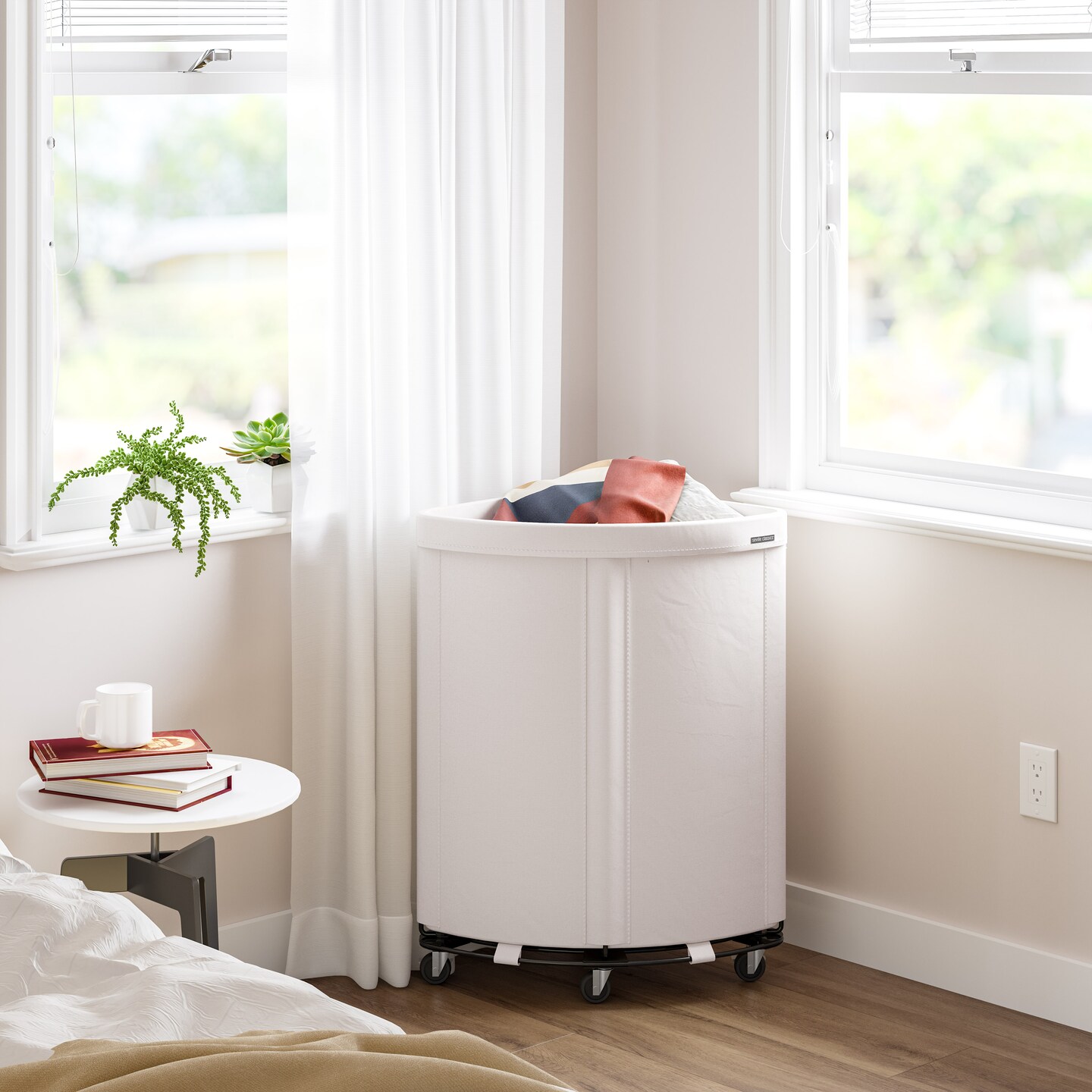 Seville Classics Heavy-Duty Rolling Corner Hamper, 24.0” W x 17.7” D x 29.8” H