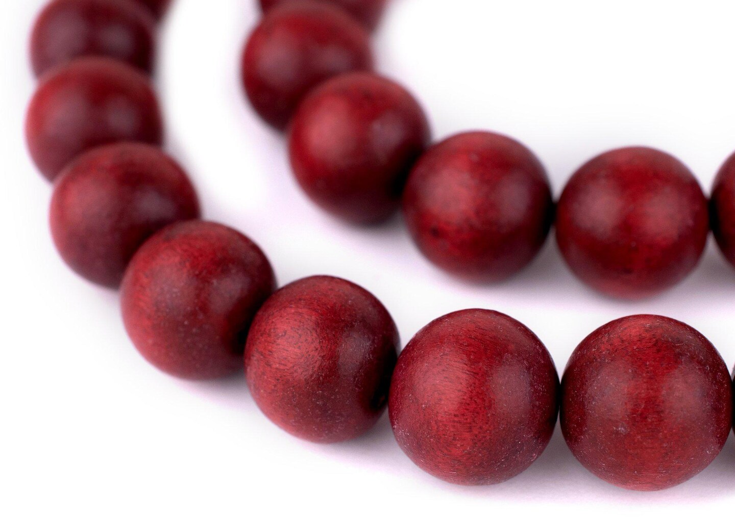 The Bead Chest Natural 18mm Wooden Beads in Red - Cherry for Jewelry Making – Round Loose Wood Spacer Beads I Approximately 24 Beads