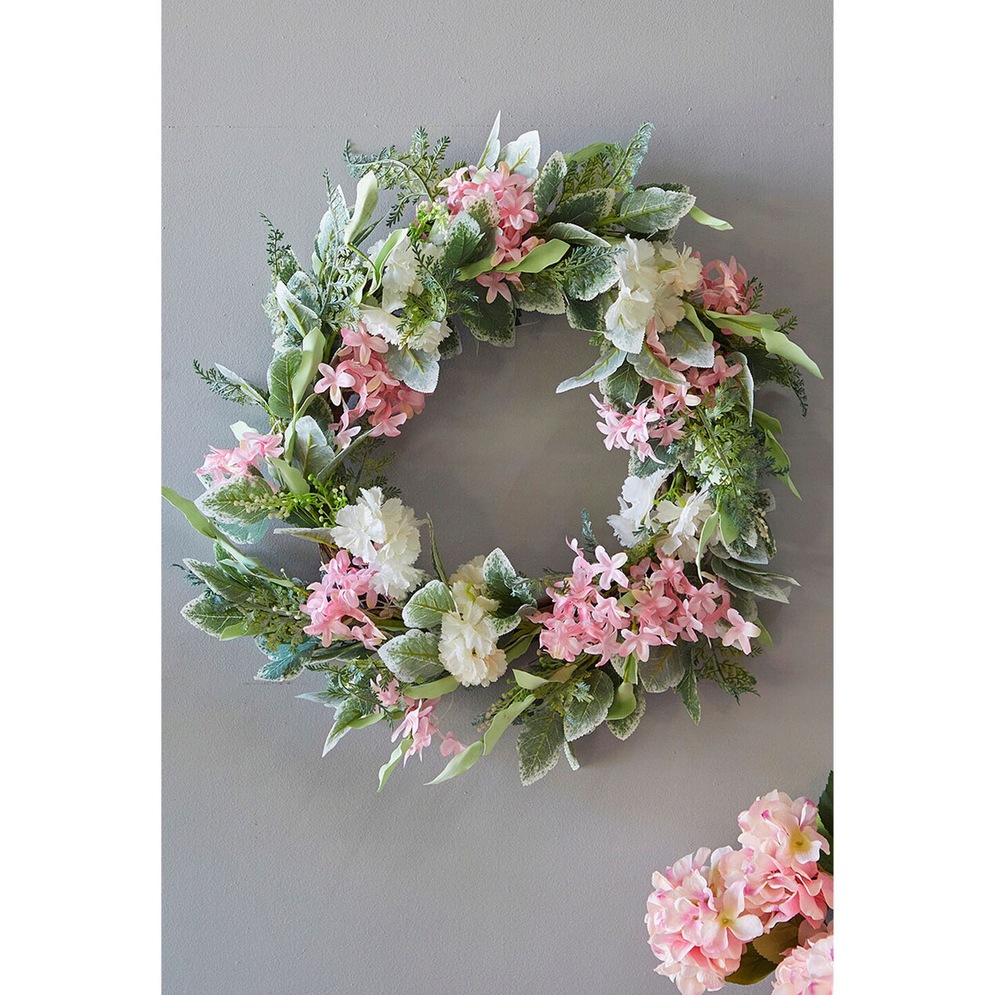 24&#x22; Mixed Flower Wreath Pink, White &#x26; Green Floral Arrangement